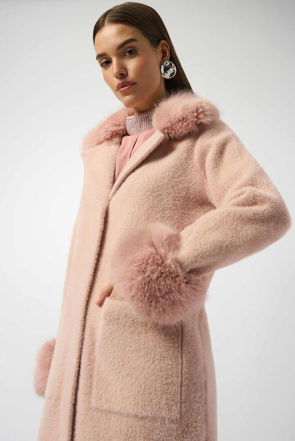 Feather Yarn and Faux Fur Sweater Coat