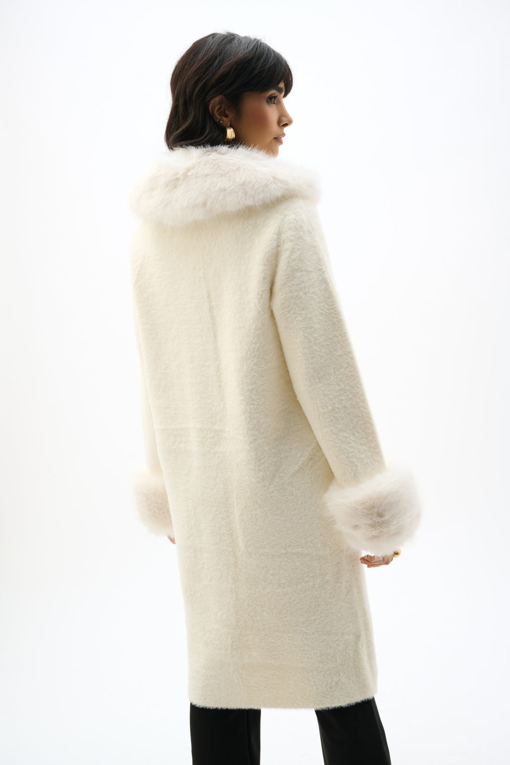 Feather Yarn and Faux Fur Sweater Coat