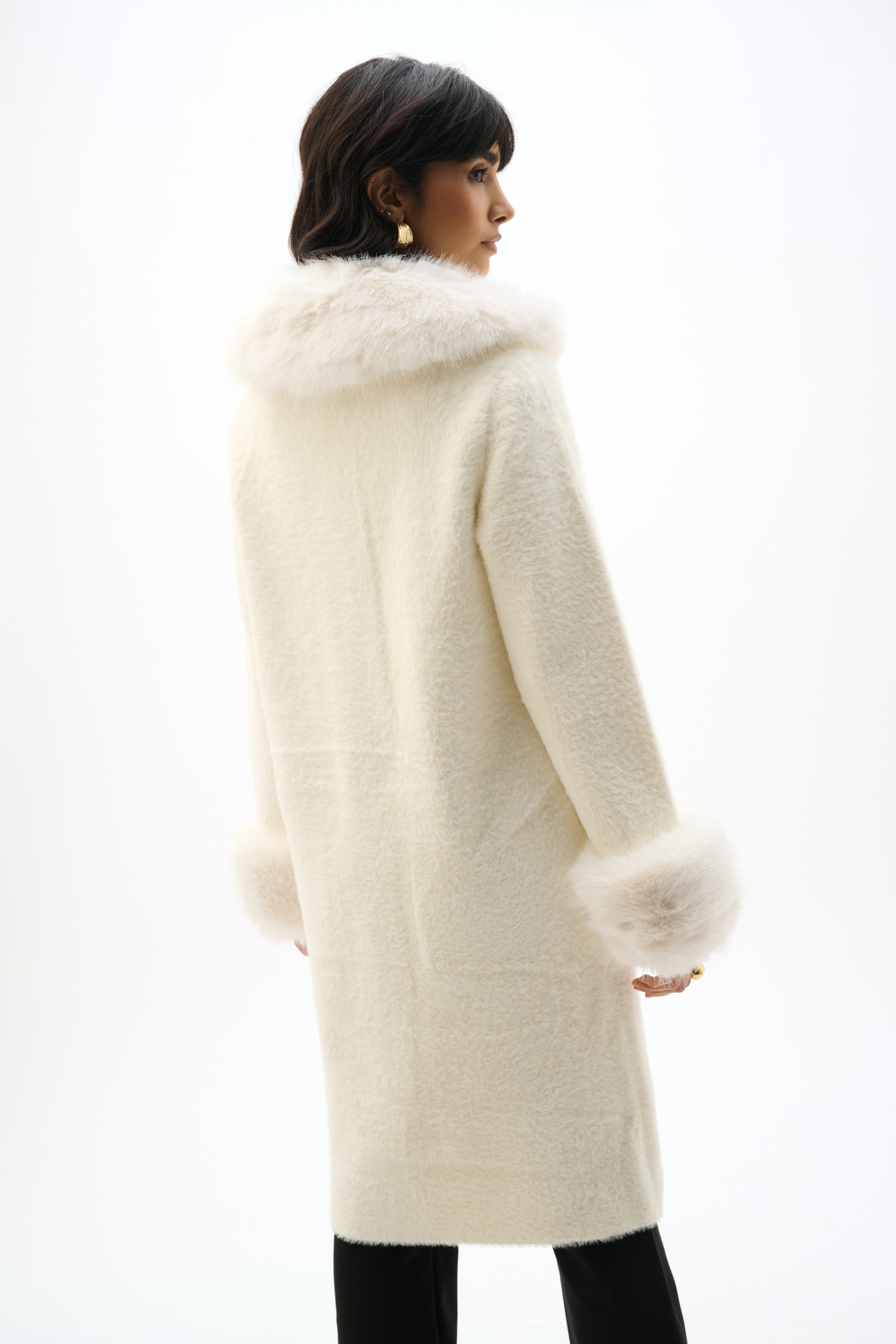 Feather Yarn and Faux Fur Sweater Coat